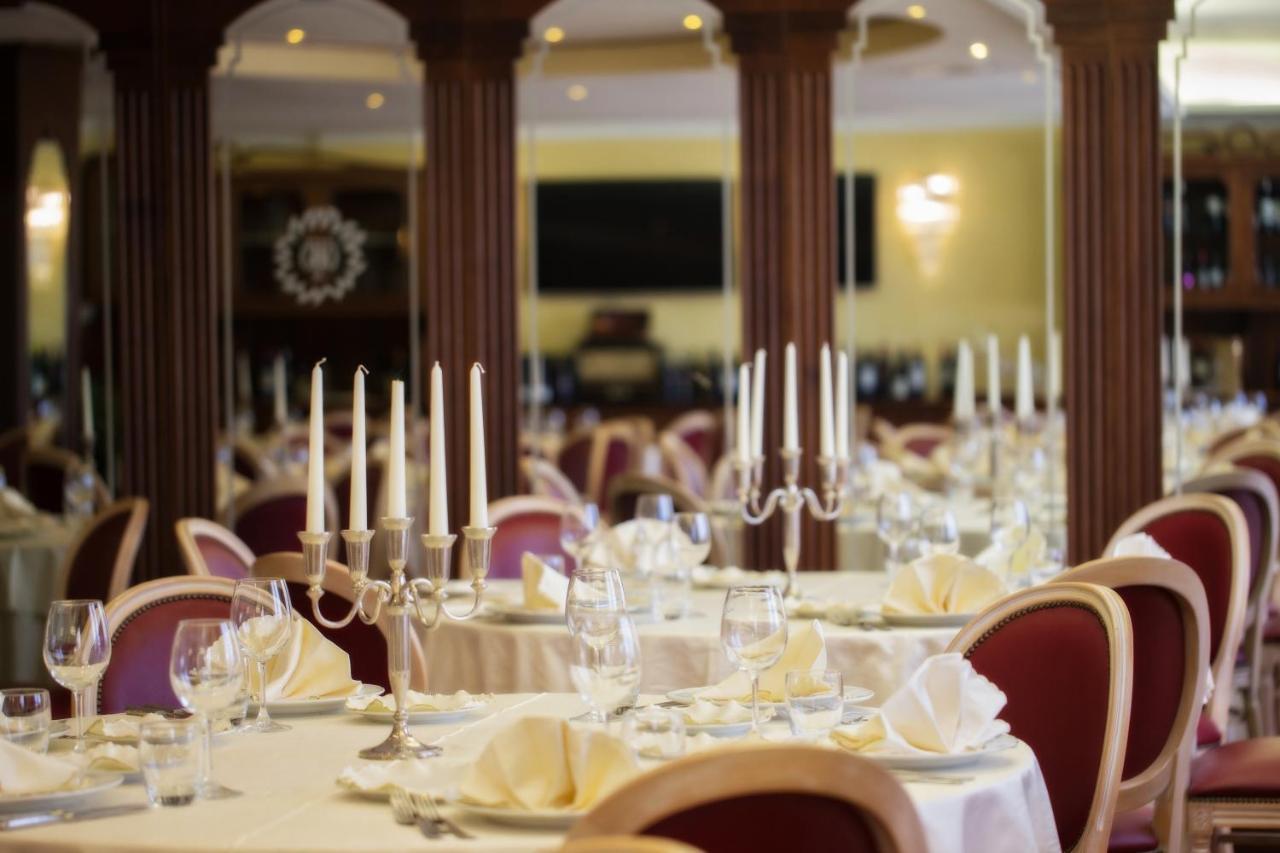 Grand Hotel Osman Ristorante Il Danubio Atena Lucana Exterior foto