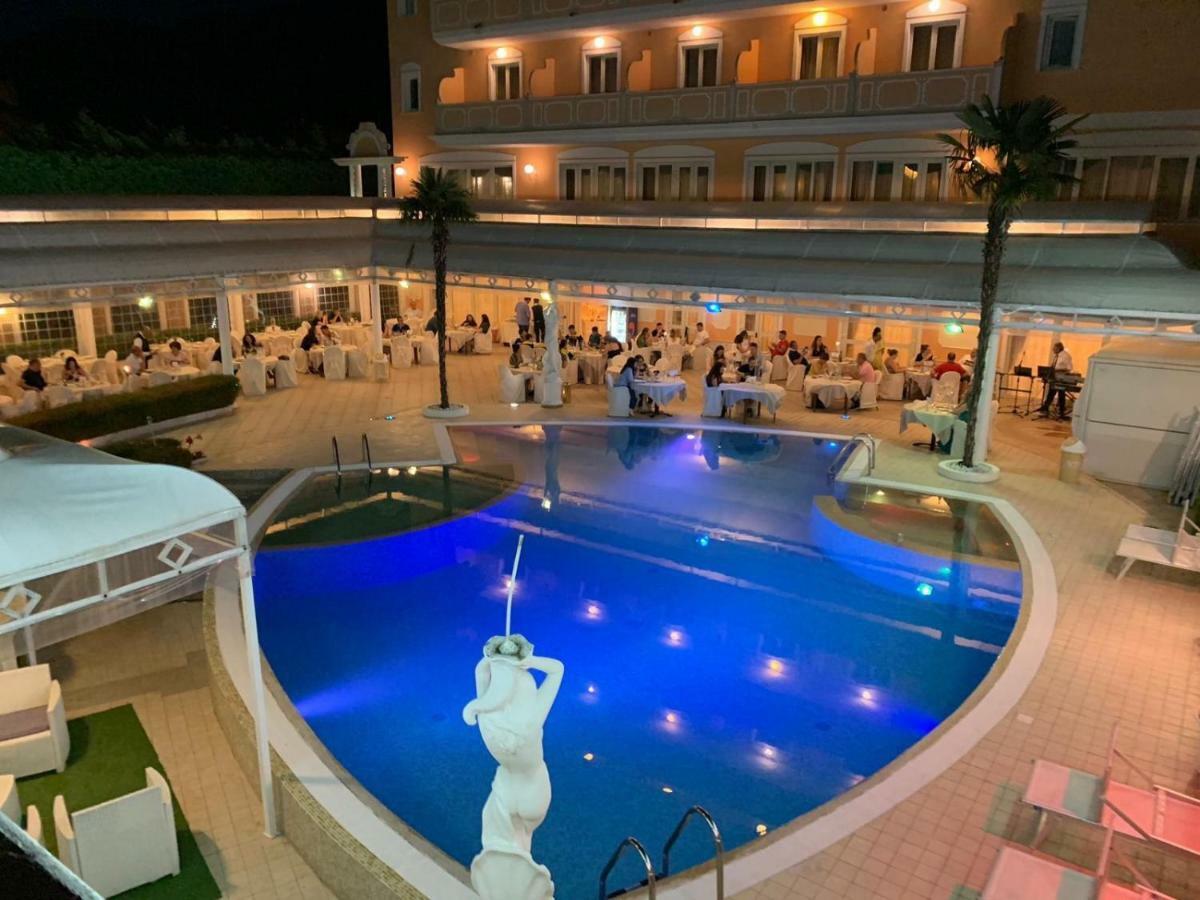 Grand Hotel Osman Ristorante Il Danubio Atena Lucana Exterior foto