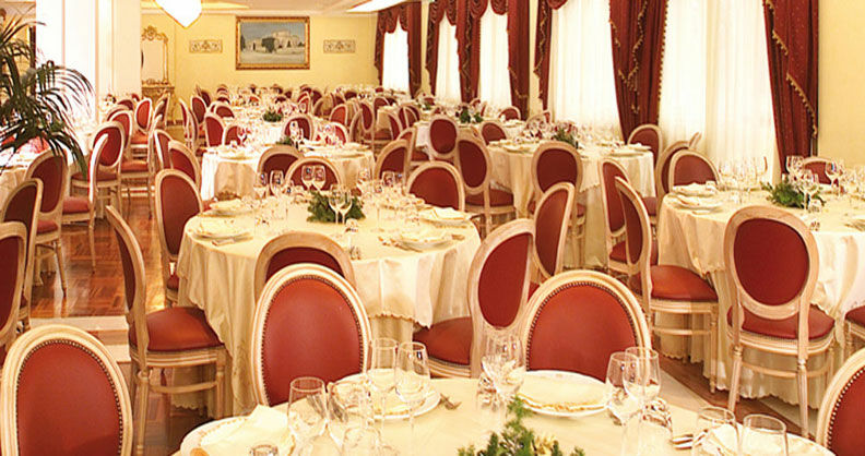 Grand Hotel Osman Ristorante Il Danubio Atena Lucana Exterior foto